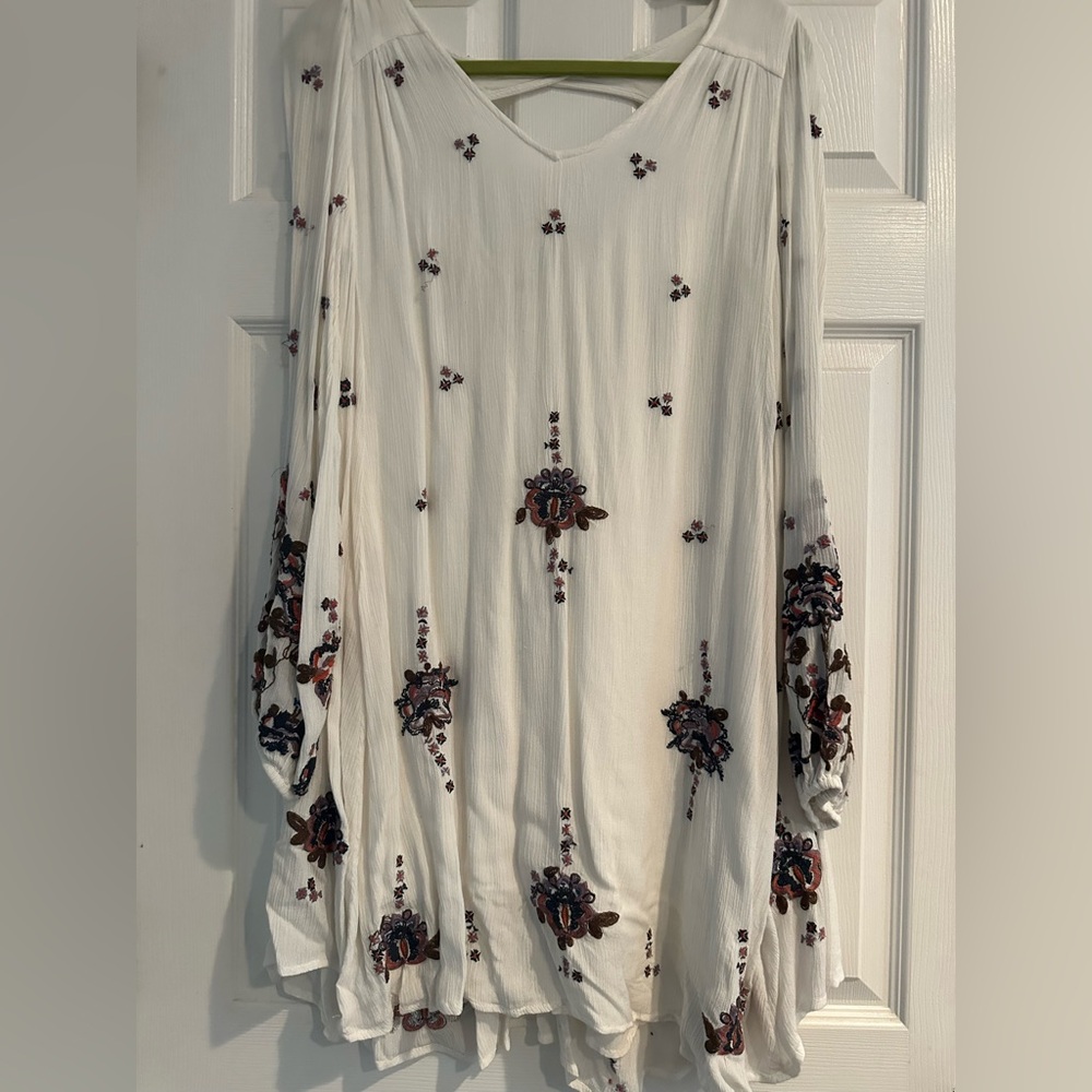 THREE different Free People Floral Dresses for less than the price of one!